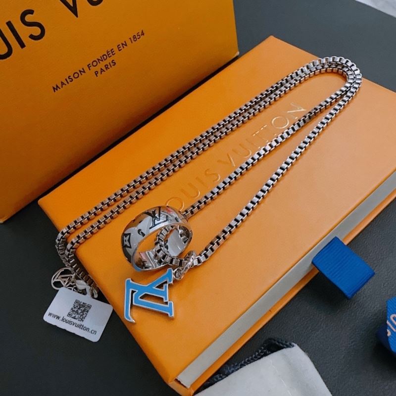 Louis Vuitton Necklaces